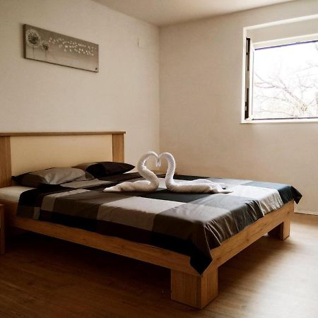 Gecko Apartment Rijeka Extérieur photo